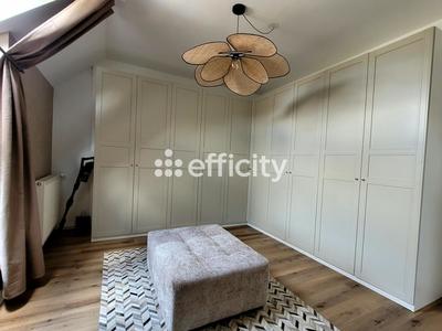 Maison - 181 m² - 6 pièces
