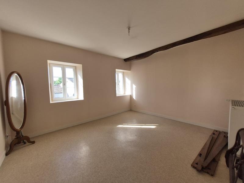 Maison ancienne - 315 m² - 13 pièces