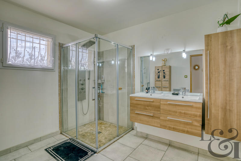 Maison - 169 m² - 4 pièces