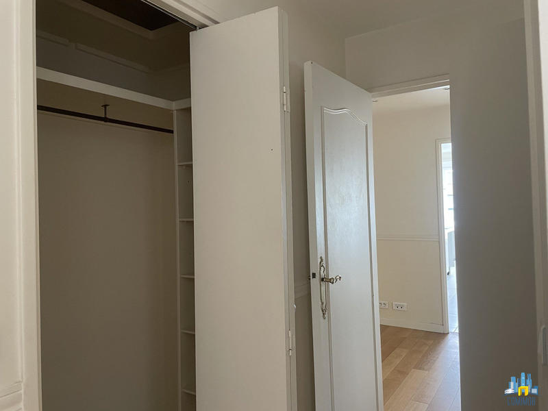 Appartement - 82 m² - 3 pièces