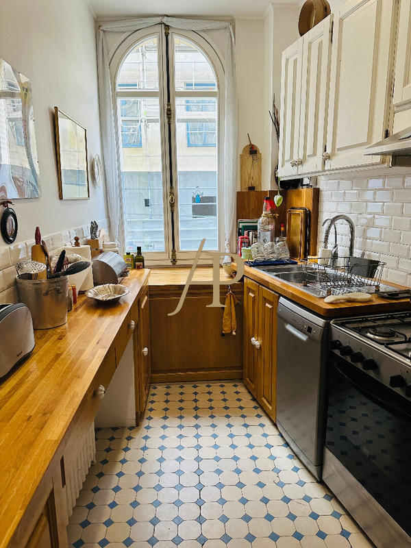 Appartement - 83 m² - 4 pièces