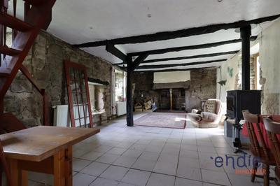 Maison - 221 m² - 9 pièces