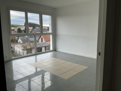 Appartement - 76 m² - 4 pièces