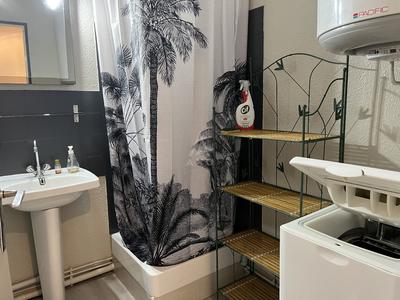 Studio - 40 m² - 1 pièce