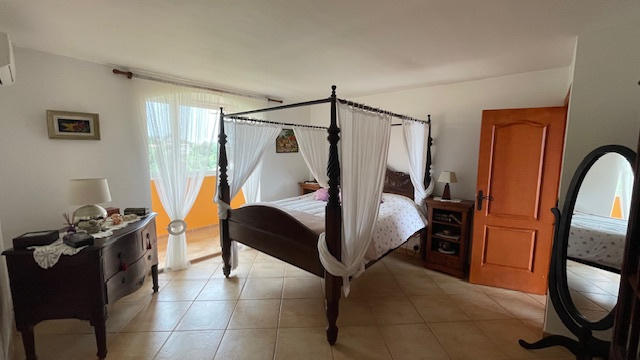 Appartement - 122 m² - 5 pièces