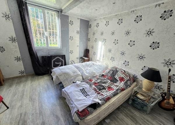 Maison - 187 m² - 7 pièces