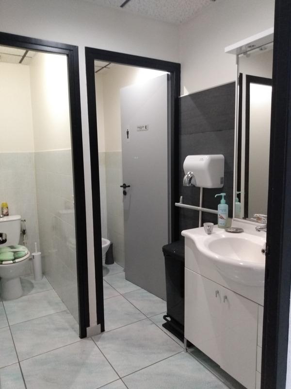 Bureau - 250 m² - 6 pièces