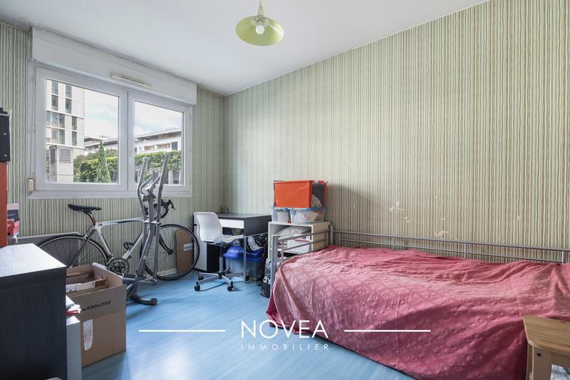 Appartement - 99 m² - 4 pièces