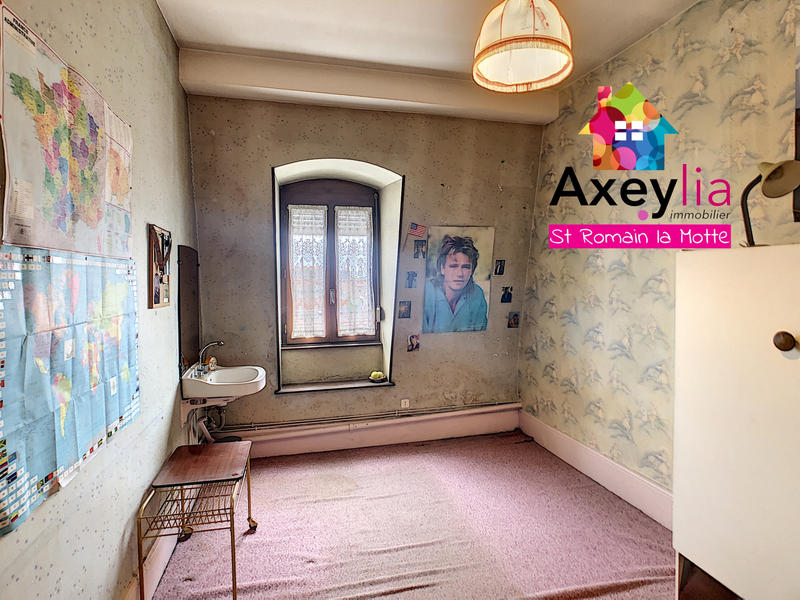 Appartement - 200 m² - 6 pièces