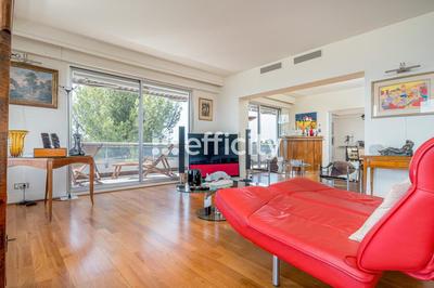 Appartement - 230 m² - 6 pièces