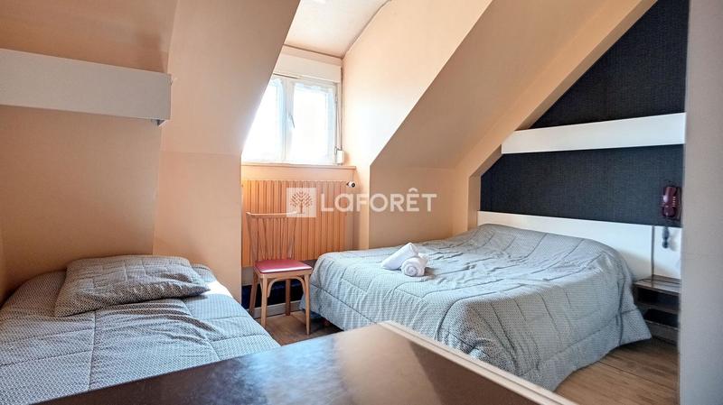 Immeuble - 738 m² - 24 pièces