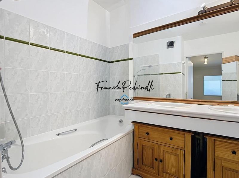 Appartement - 72 m² - 3 pièces