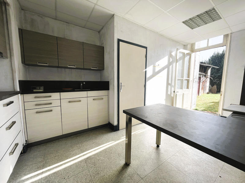 Local commercial - 69 m² - 2 pièces