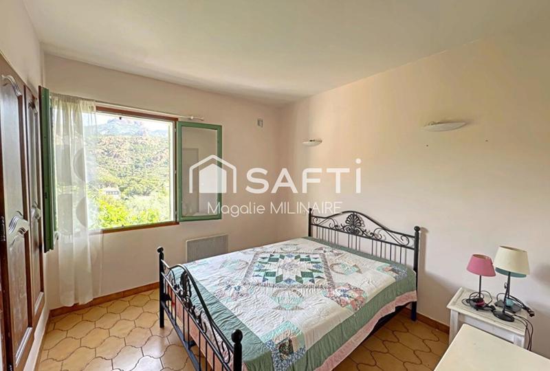 Maison - 283 m² - 10 pièces