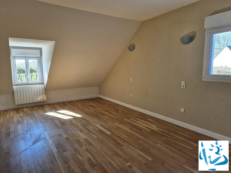 Maison - 136 m² - 6 pièces