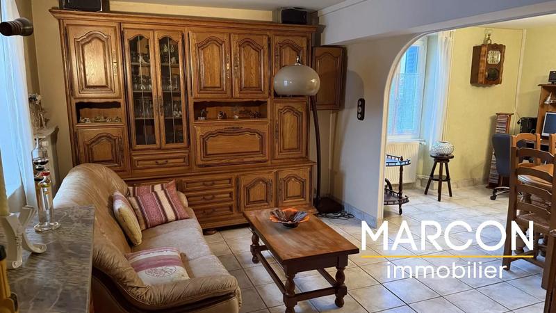 Maison - 110 m² - 4 pièces