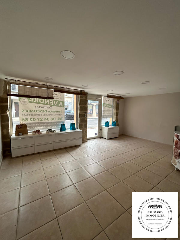 Local commercial - 89 m² - 5 pièces