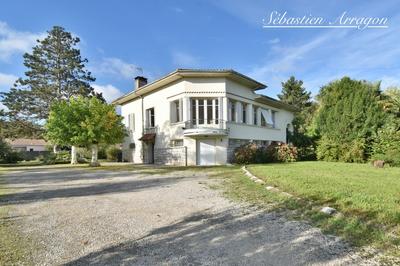 Maison - 229 m² - 8 pièces