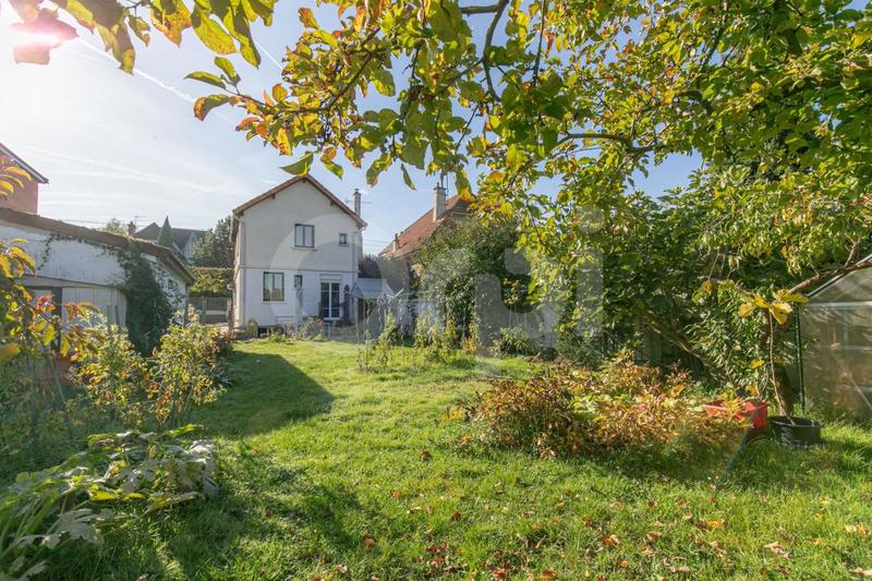 Maison - 92 m² - 4 pièces