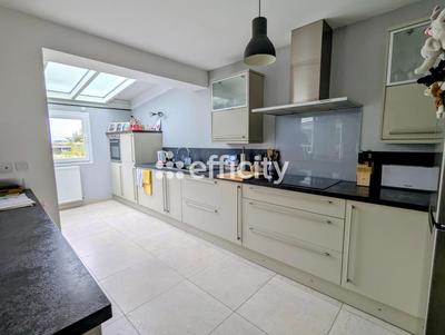 Maison - 126 m² - 6 pièces