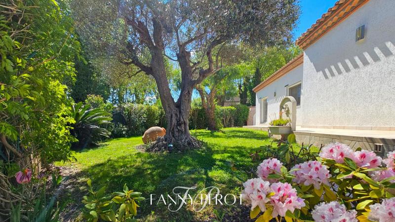 Villa - 194 m² - 6 pièces