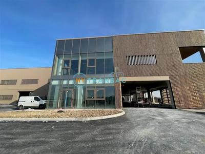 Local d'activités - 1 971 m²
