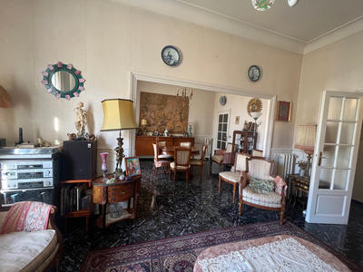 Appartement - 105 m² - 5 pièces