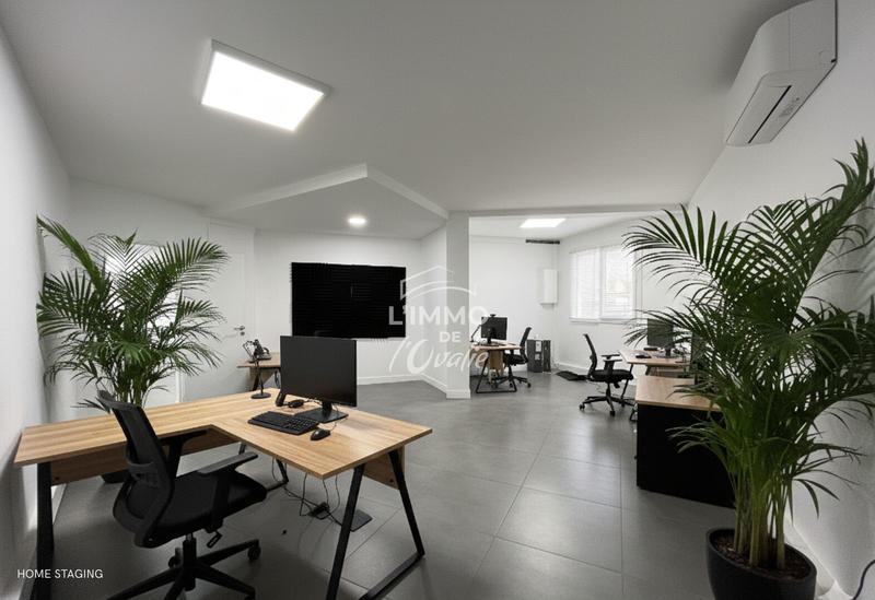 Bureau - 230 m²