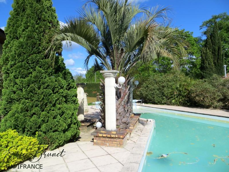 Maison - 171 m² - 6 pièces