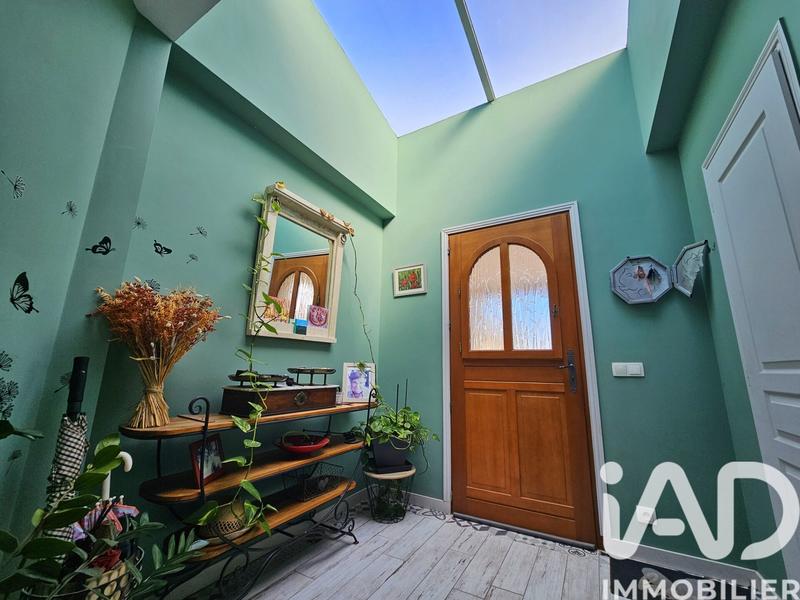 Maison - 255 m² - 9 pièces