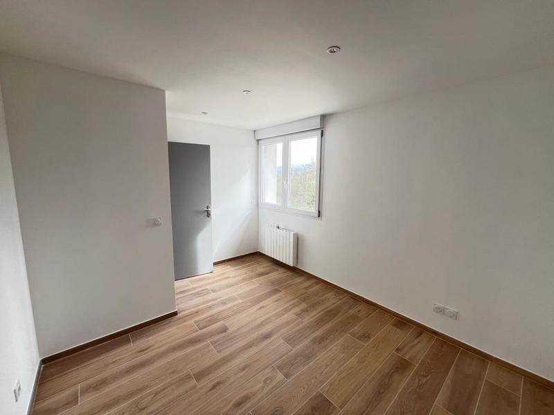 Appartement - 70 m² - 4 pièces