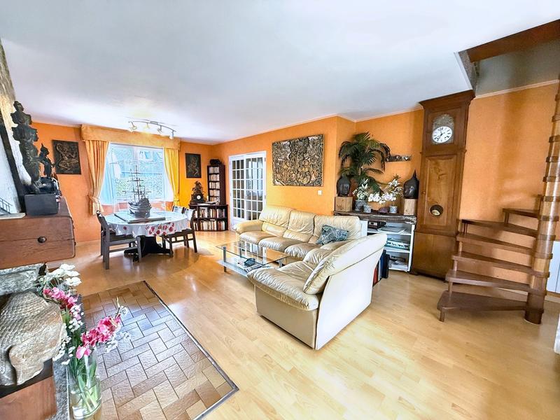 Viager - Maison - 190 m² - 5 pièces