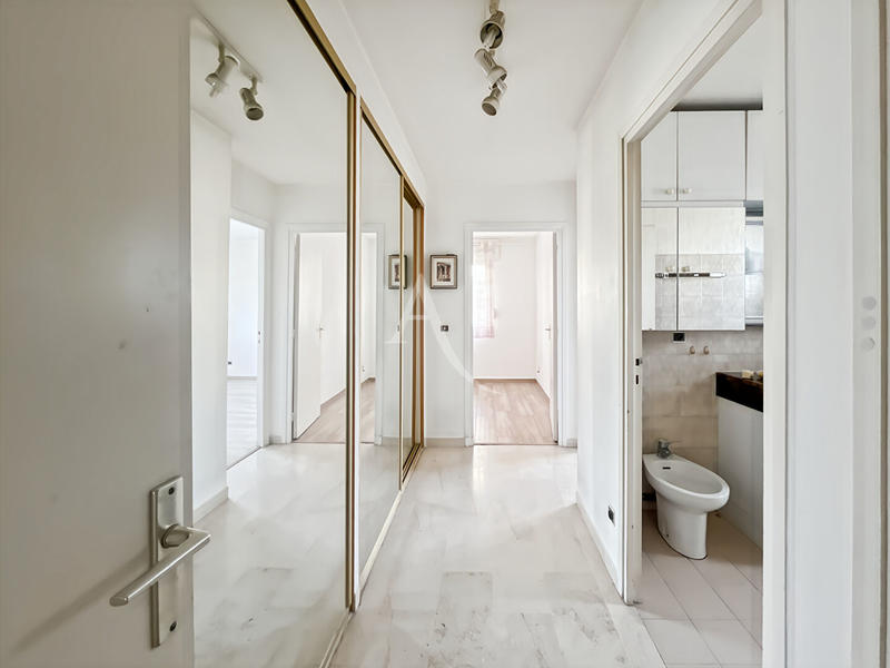 Appartement - 91 m² - 4 pièces