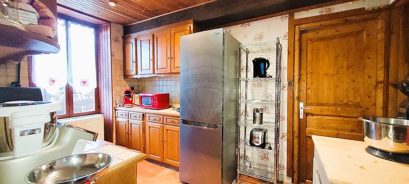 Maison - 168 m² - 10 pièces