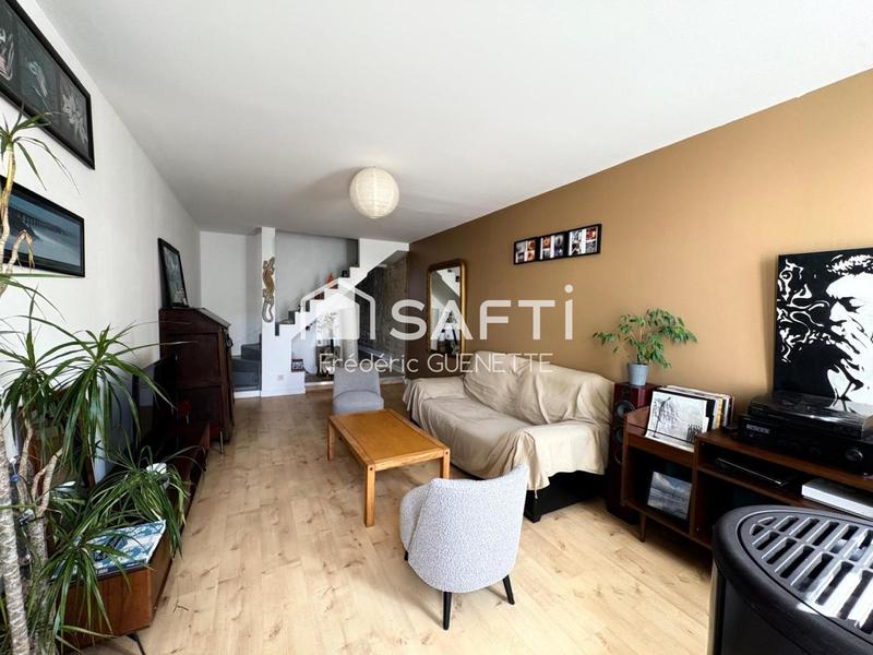 Maison - 96 m² - 6 pièces