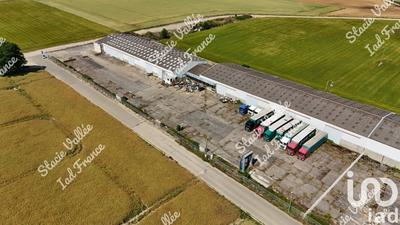 Immeuble - 4 584 m²