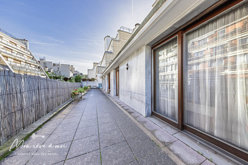 Appartement - 130 m² - 4 pièces