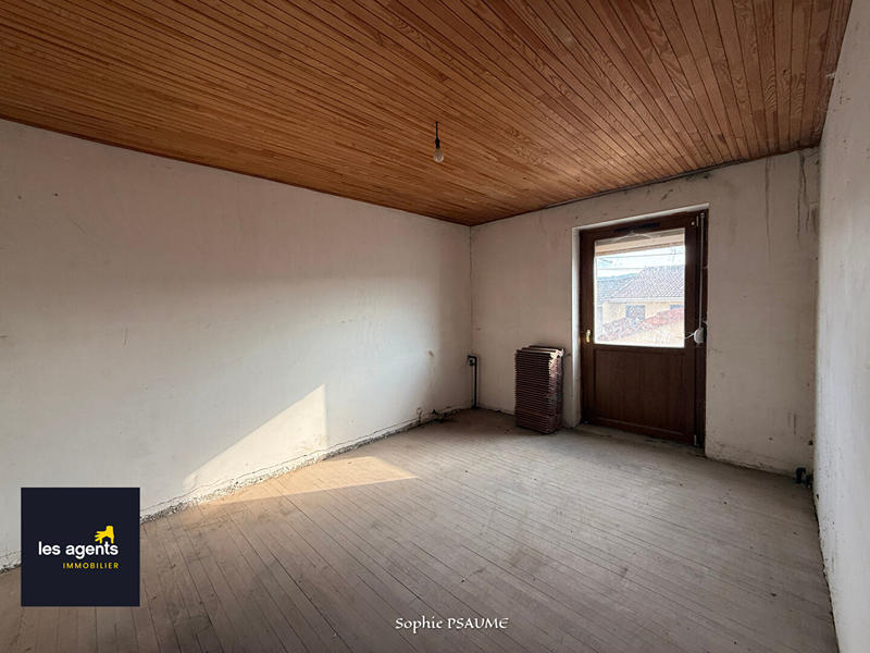 Maison - 250 m² - 5 pièces