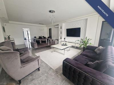 Maison - 145 m² - 4 pièces