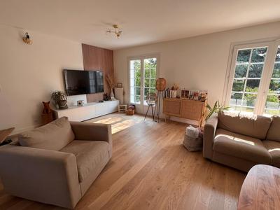 Maison - 140 m² - 7 pièces