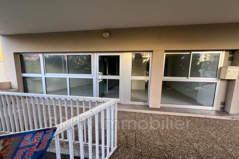 Local commercial - 80 m²