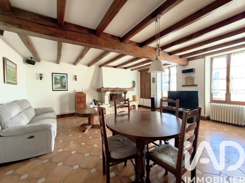 Maison - 200 m² - 7 pièces