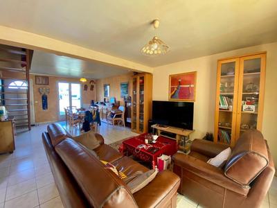 Maison - 105 m² - 6 pièces