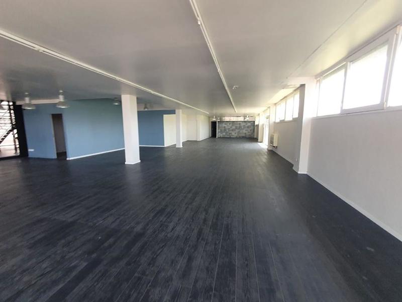 Local commercial - 790 m²