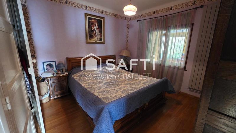 Maison - 200 m² - 10 pièces