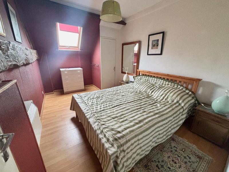 Maison en pierre - 317 m² - 15 pièces