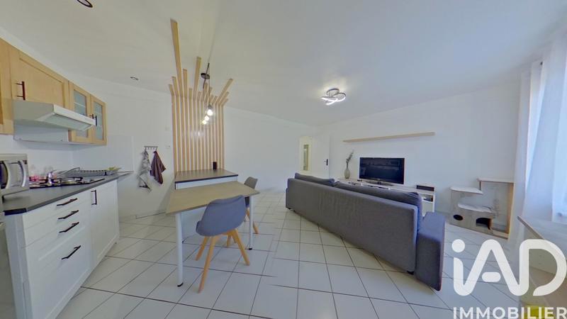 Maison - 209 m² - 10 pièces