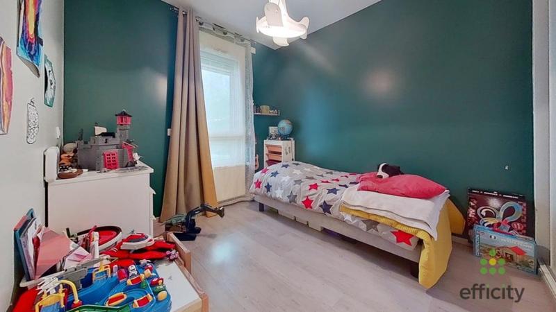 Appartement - 81 m² - 4 pièces