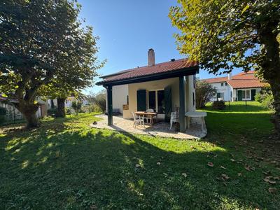 Maison - 102 m² - 5 pièces