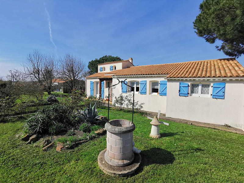 Maison - 98 m² - 4 pièces